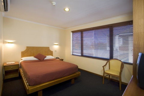 Capital Executive Apt Hotel Canberra - Accommodation Burleigh 6