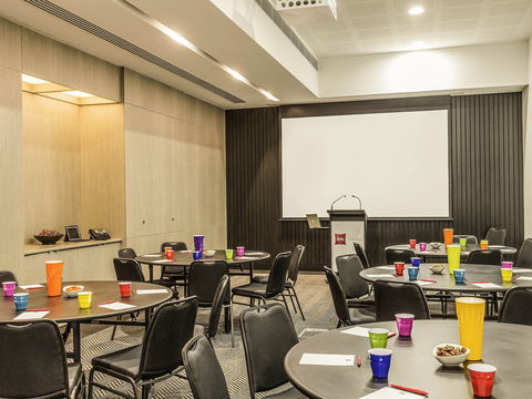 Ibis Adelaide - Accommodation Burleigh 8