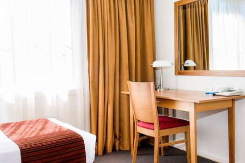 Mantra on Northbourne - Accommodation Burleigh 4