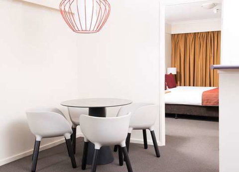Mantra on Northbourne - Accommodation Burleigh 5