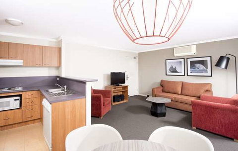 Mantra on Northbourne - Accommodation Burleigh 6