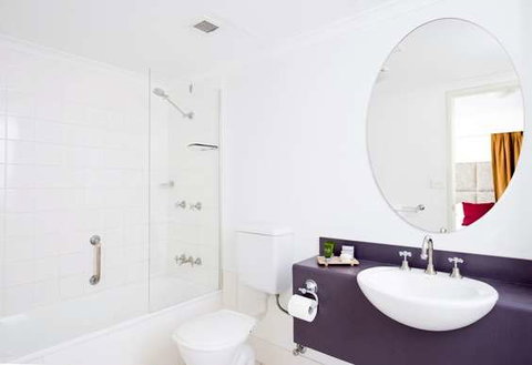 Mantra on Northbourne - Accommodation Burleigh 8