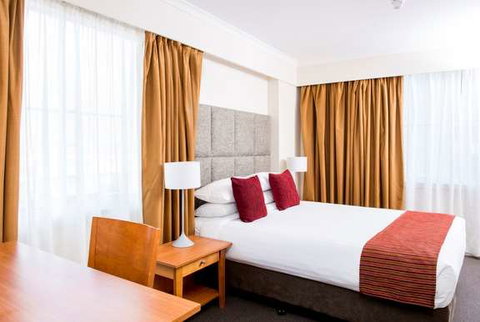 Mantra on Northbourne - Accommodation Burleigh 9