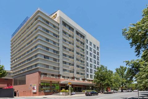 Nesuto Canberra Apartment Hotel - Accommodation Burleigh 0
