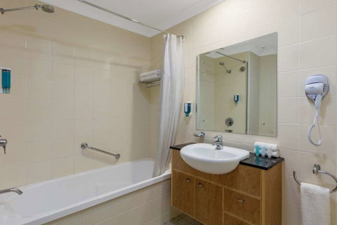 Nesuto Canberra Apartment Hotel - Accommodation Burleigh 3