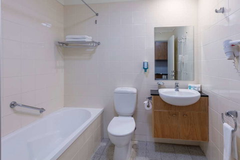 Nesuto Canberra Apartment Hotel - Accommodation Burleigh 4