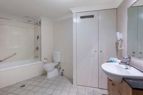 Nesuto Canberra Apartment Hotel - Accommodation Burleigh 5