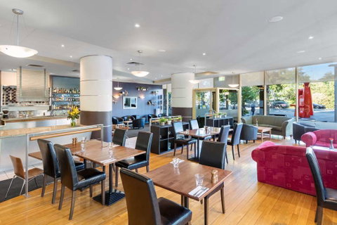 Nesuto Canberra Apartment Hotel - Accommodation Burleigh 8
