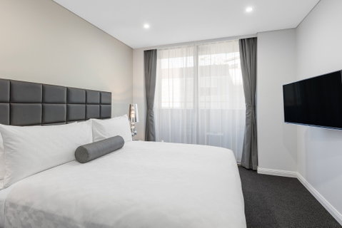 Meriton Serviced Apartments North Sydney - Accommodation Burleigh 3
