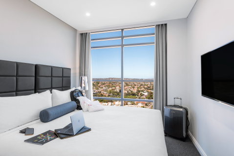 Meriton Serviced Apartments North Sydney - Accommodation Burleigh 11