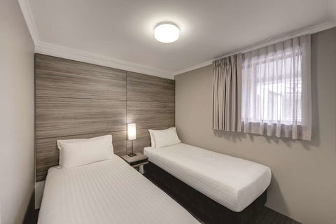 Adina Serviced Apartments James Court - Accommodation Burleigh 6