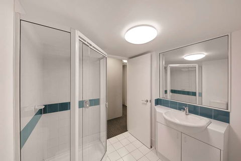 Adina Serviced Apartments James Court - Accommodation Burleigh 8
