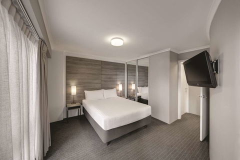 Adina Serviced Apartments James Court - Accommodation Burleigh 13