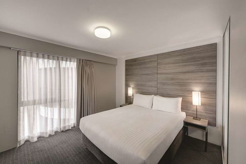 Adina Serviced Apartments James Court - Accommodation Burleigh 14