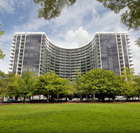 Astra Canberra Manhattan - Accommodation Burleigh
