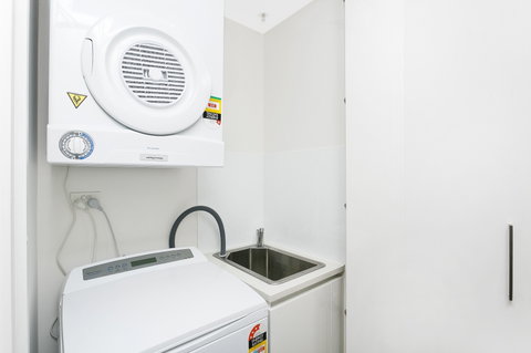 Astra Canberra Manhattan - Accommodation Burleigh 16