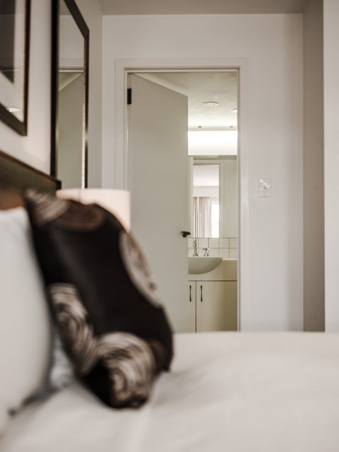 Salamanca Suites - Accommodation Burleigh 6