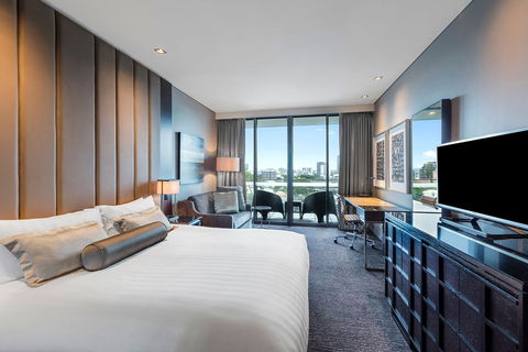 Gambaro Hotel - Accommodation Burleigh 5