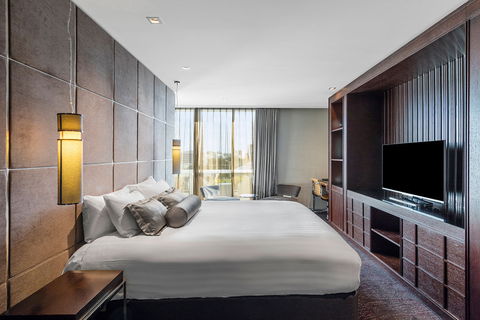 Gambaro Hotel - Accommodation Burleigh 13