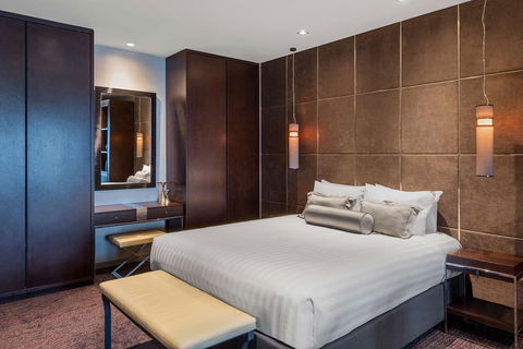 Gambaro Hotel - Accommodation Burleigh 15