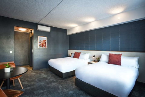 HotelMOTEL - Accommodation Burleigh 2