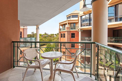 Amora Hotel Riverwalk Melbourne - Accommodation Burleigh 16