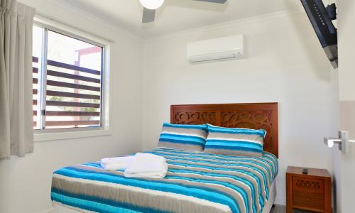 Roundstone QLD Accommodation Burleigh