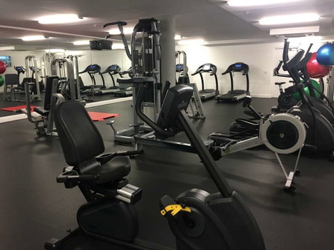 Avenue Hotel Canberra - Accommodation Burleigh 10