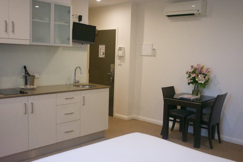 Quest Canberra - Accommodation Burleigh 8