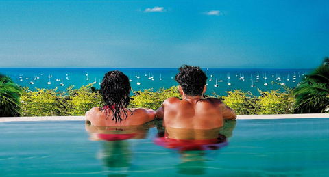 At Waters Edge Resort - Accommodation Burleigh 1