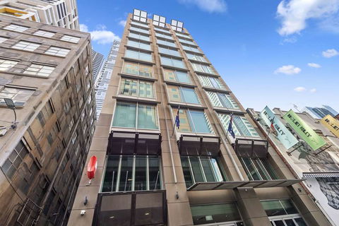 YEHS Hotel Melbourne CBD - Accommodation Burleigh 2
