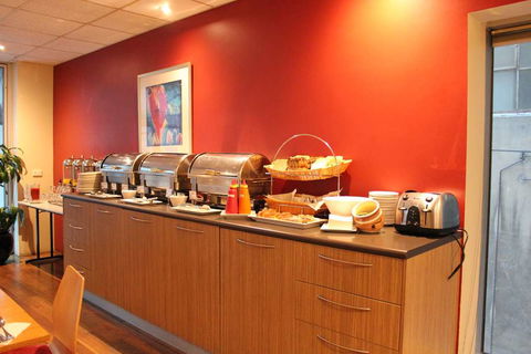 YEHS Hotel Melbourne CBD - Accommodation Burleigh 14