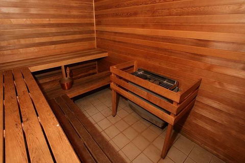 Arrow On Swanston - Accommodation Burleigh 15