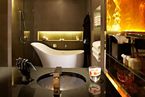 QT Sydney - Accommodation Burleigh 7