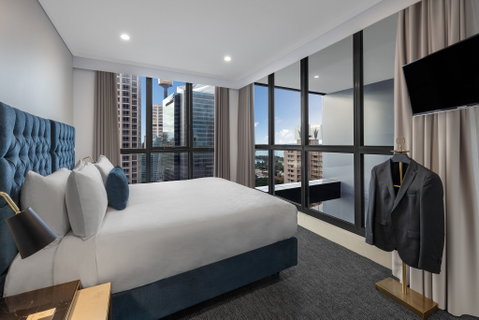 Meriton Suites Pitt Street - Accommodation Burleigh 2