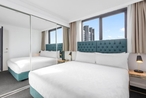 Meriton Suites Pitt Street - Accommodation Burleigh 15