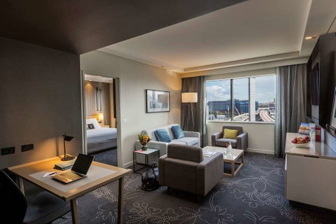 PARKROYAL Darling Harbour, Sydney - Accommodation Burleigh 14