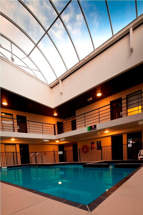 Cambridge Hotel Sydney - Accommodation Burleigh 2
