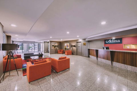 Adina Serviced Apartments James Court - Accommodation Burleigh 2