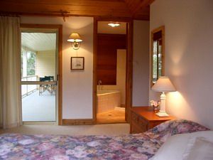 Kemeys Mountain Hideaway - Accommodation Burleigh 1