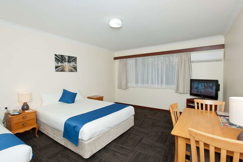 Admiral Motel Bunbury - Accommodation Burleigh 2