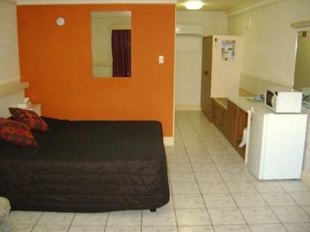 Alice Springs Airport Motel - Accommodation Burleigh 1