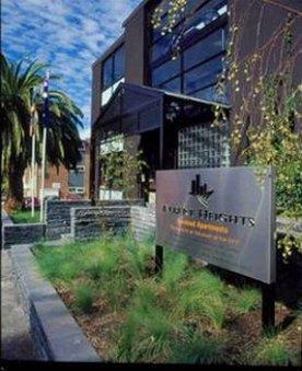 Albert Heights Service Apts - Accommodation Burleigh 1