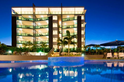 Akama Resort - Accommodation Burleigh 0