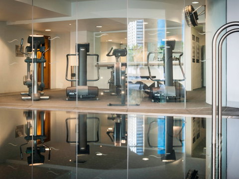 Pullman Quay Grand Sydney Harbour - Accommodation Burleigh 14