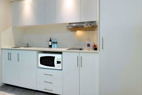 APX Apartments Darling Harbour - Accommodation Burleigh 5