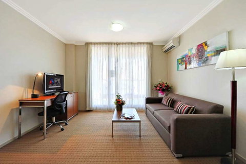 APX Apartments Darling Harbour - Accommodation Burleigh 8