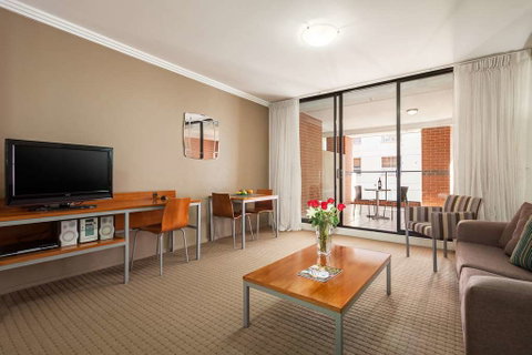 APX Apartments Darling Harbour - Accommodation Burleigh 11