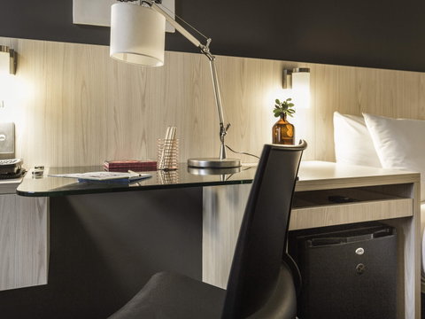 Ibis Sydney Barangaroo - Accommodation Burleigh 8