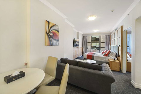 YEHS Hotel Sydney Harbour Suites - Accommodation Burleigh 6